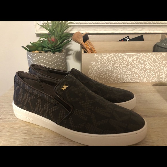 Michael Kors Shoes - Michael Kors slip on shoes Michael Kors Shoes - Michael Kors slip on shoes